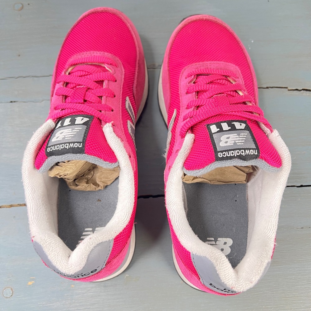 New Balance 411 Womens Sneakers Pink Suede Mesh Running Shoes WL411AAG Size 7 - Picture 6 of 13